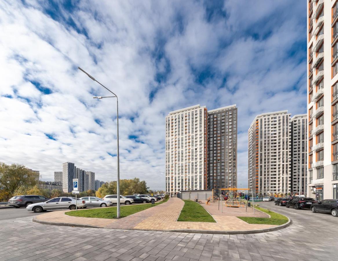 Лучшие Апартаменты На 2 Этаже В Жк Seven Kiev Ngoại thất bức ảnh